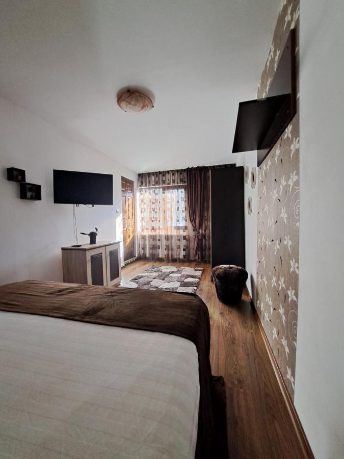 Shelby Accommodation -Adult Only- Sinaia Exterior foto